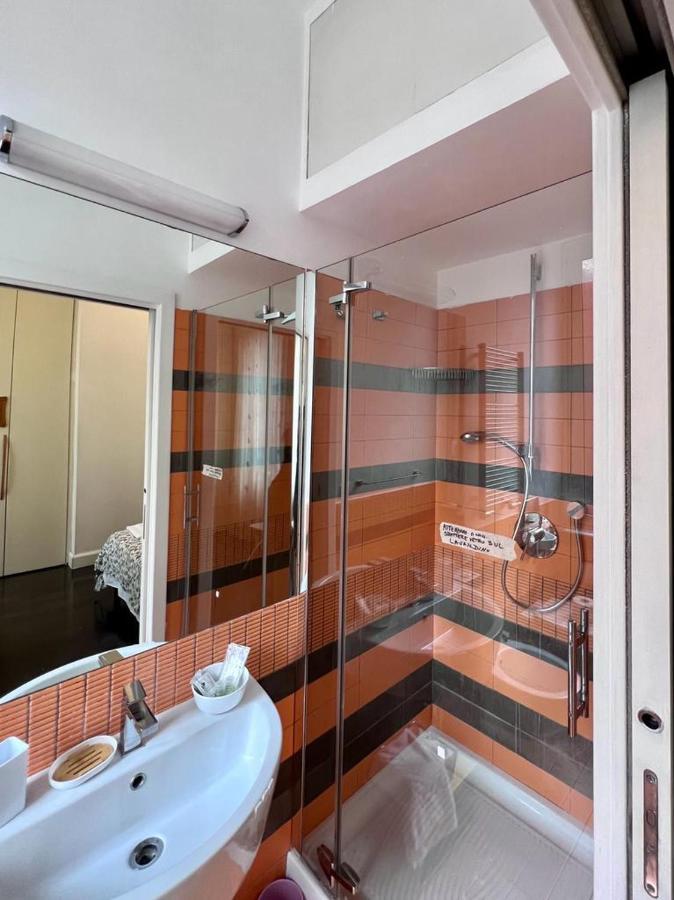 روما B&B Azuni Home المظهر الخارجي الصورة