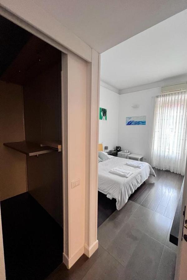 روما B&B Azuni Home المظهر الخارجي الصورة